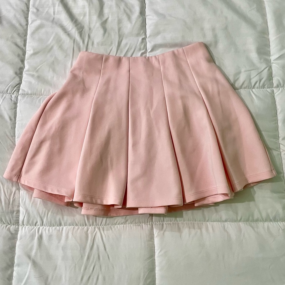 Forever 21 Light Pink Pleated Skater Skirt (size small)
